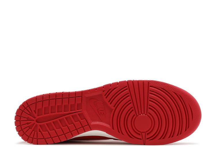 NIKE DUNK HIGH SE 'FIRST USE PACK - UNIVERSITY RED'